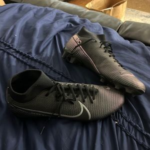 Brand new Nike mercurial mens size 10 cleats